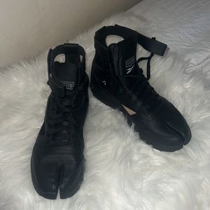 Maison Martin Margiela Reebok leather high top tabi sneakers